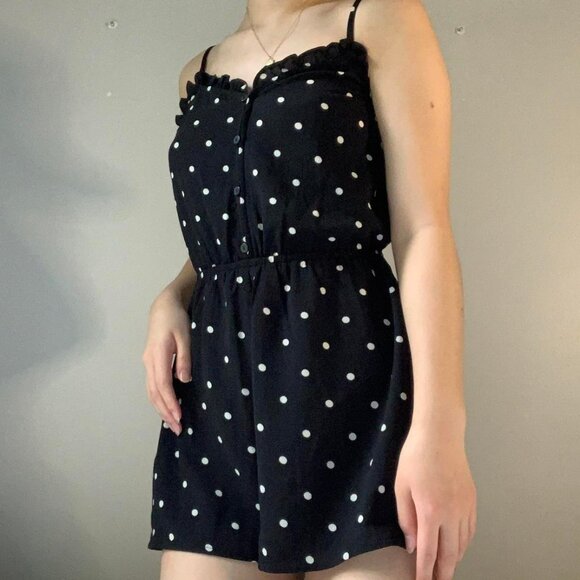 NEW w-Tag! H&M Romper Jumpsuit Polkadot top+short Sz 2 onesie *DISCOUNT SHIPPING - Picture 1 of 5